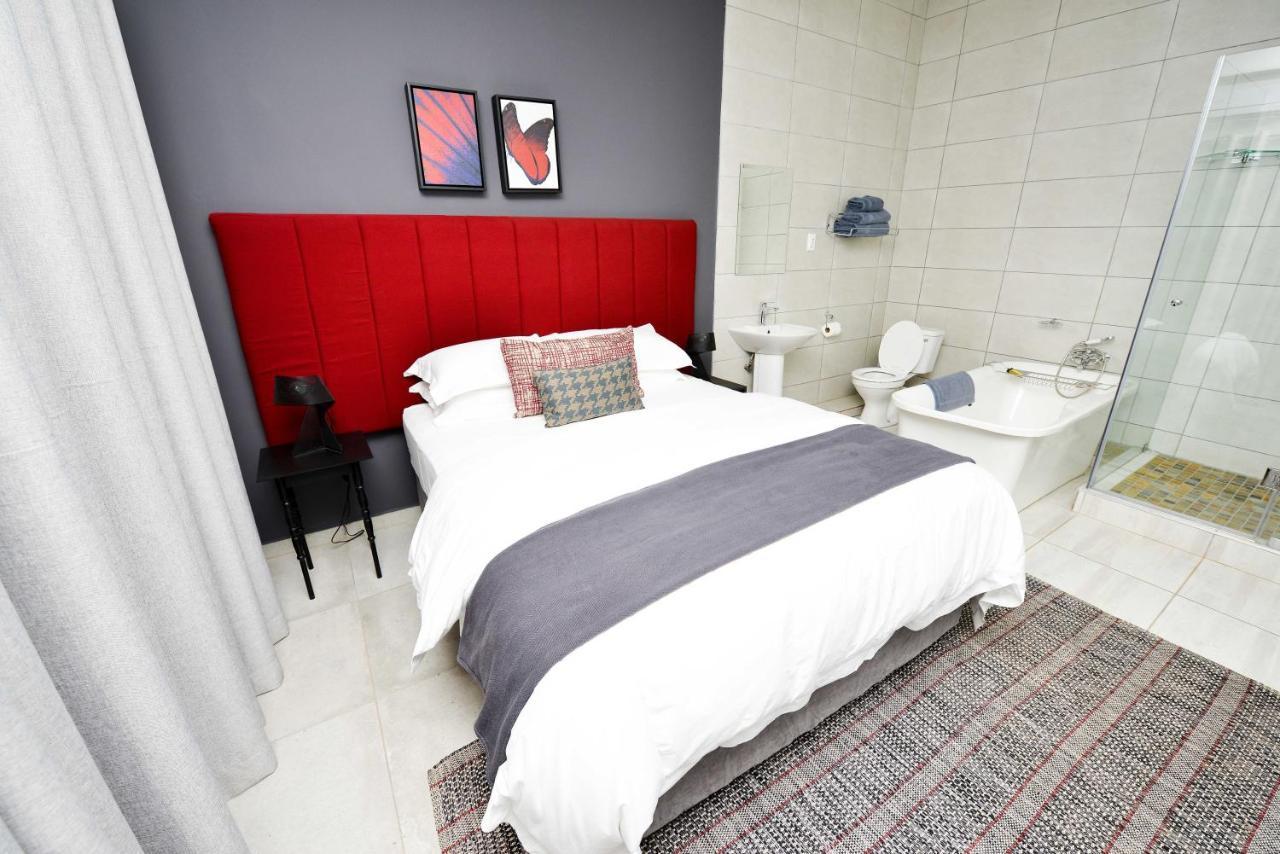 Serurubele Boutique Hotel Bushbuckridge エクステリア 写真