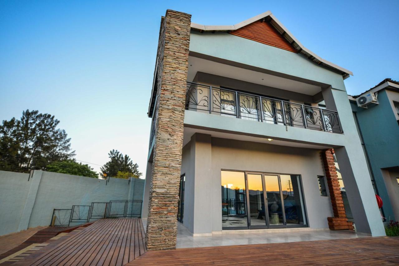 Serurubele Boutique Hotel Bushbuckridge エクステリア 写真